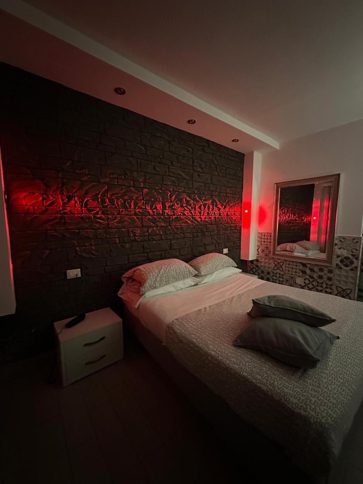 Hotel Clinton Касория Экстерьер фото